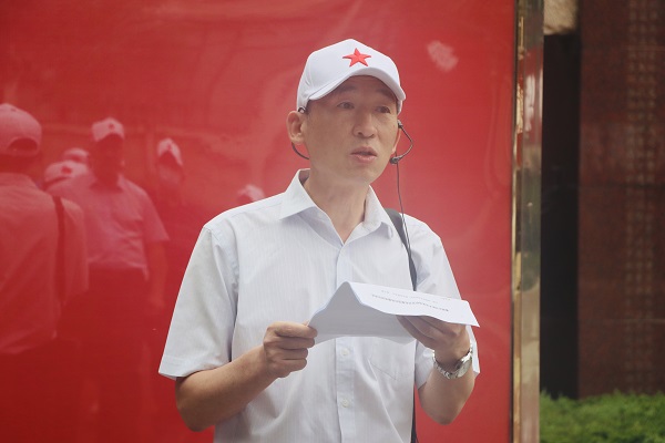 2、集团公司党委副书记、机关党委书记陈百斌对党员干部提出要求.jpg 2、集团公司党委副书记、机关党委书记陈百斌对党员干部提出要求.jpg